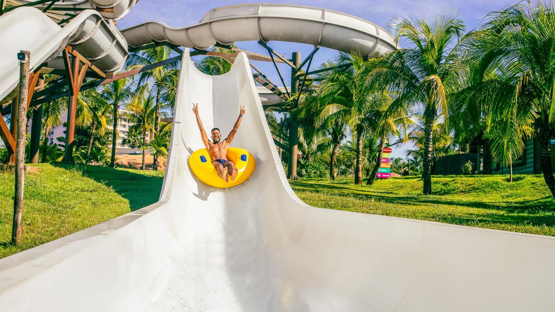 Celebration Resort Olimpia By Hot Beach Екстер'єр фото A water slide